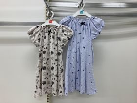 Robe en maille sans manches - Fleurs