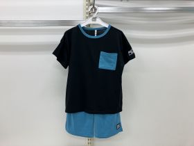 Pyjama sur cintre - Logo